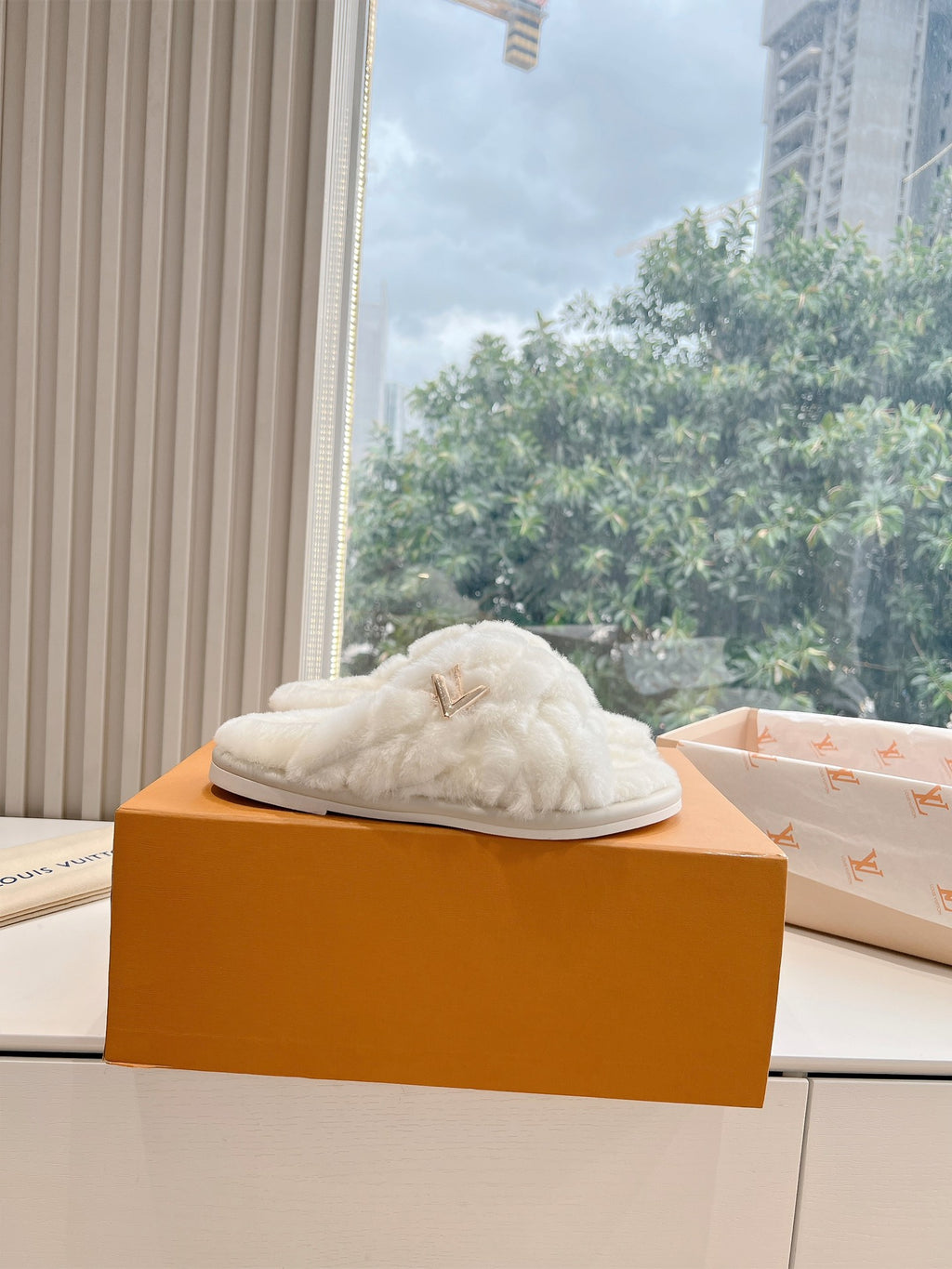 Louis Vuitton Slipper