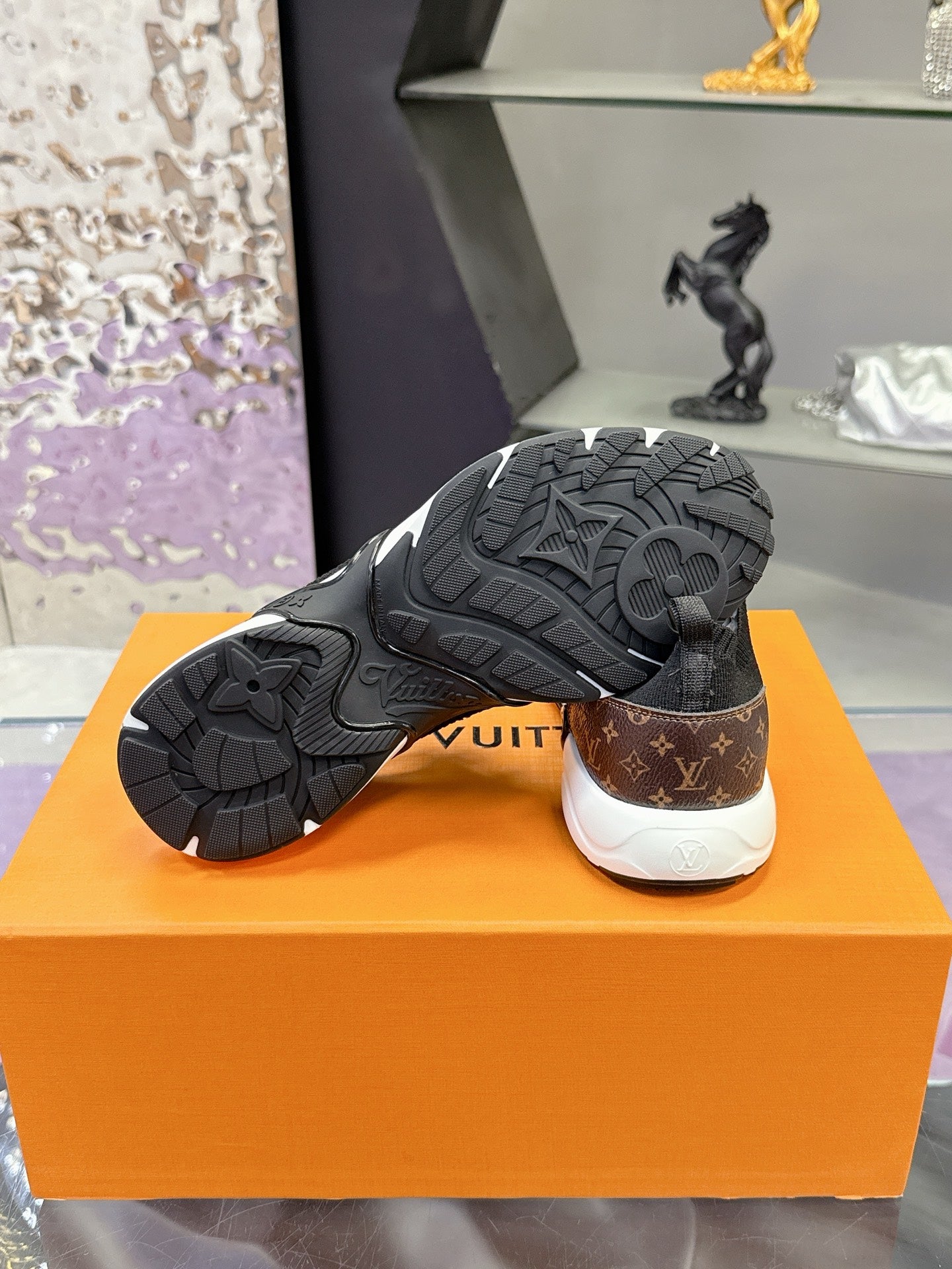 Louis Vuitton Sneaker