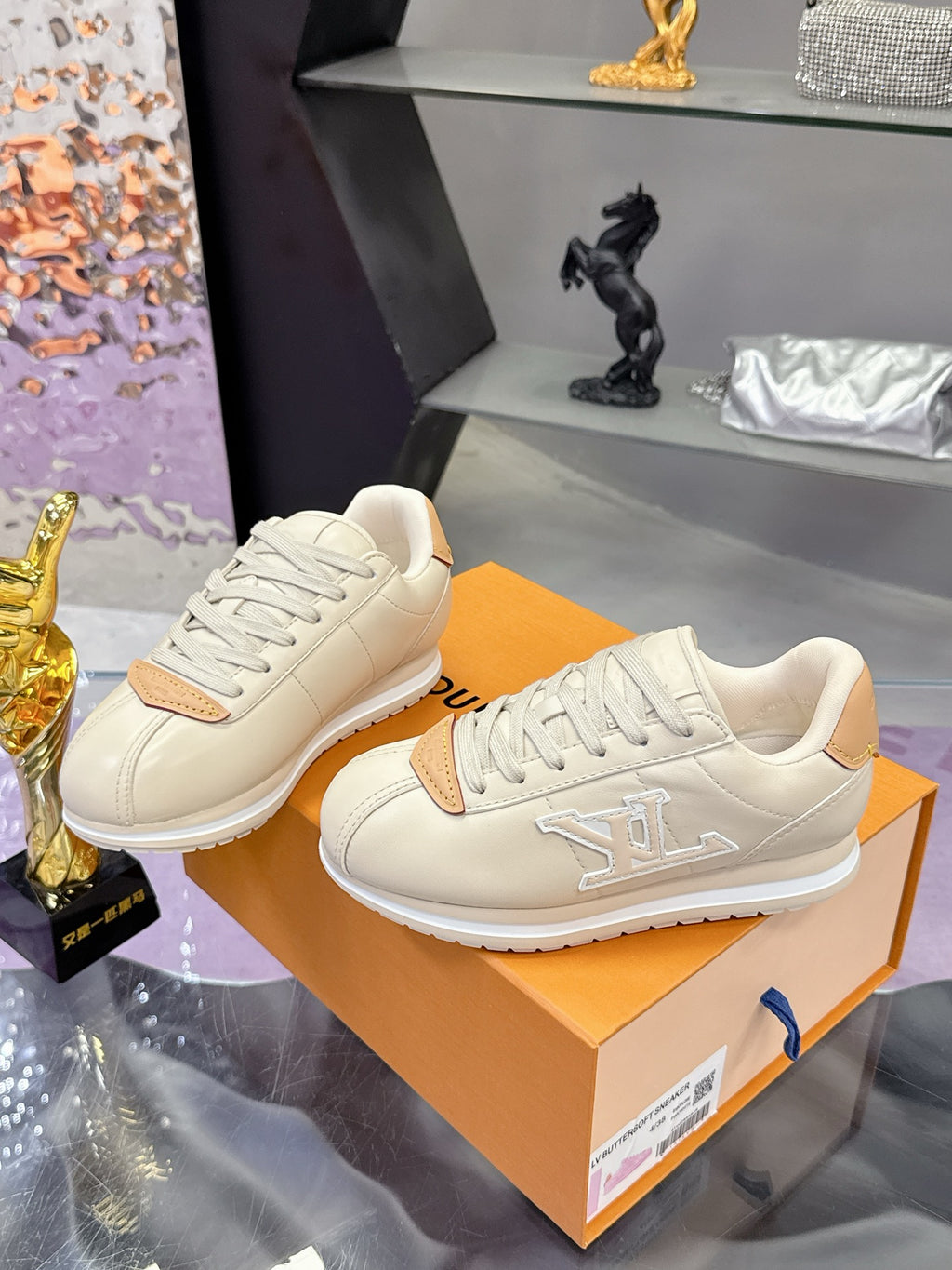 Louis Vuitton Sneaker