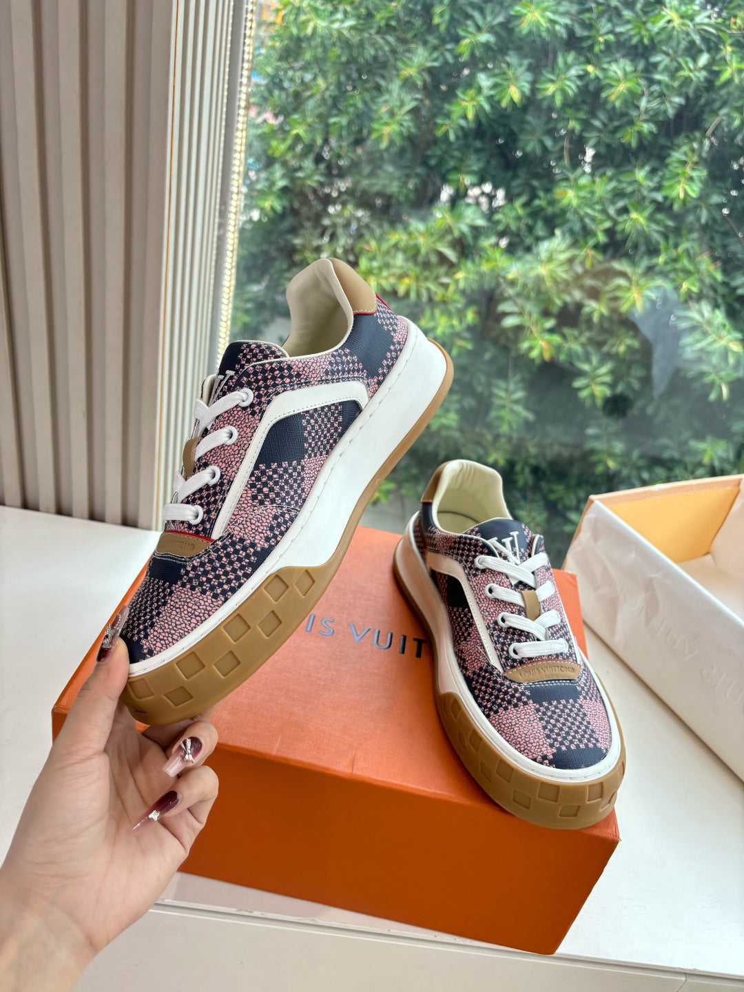 Louis Vuitton Sneaker