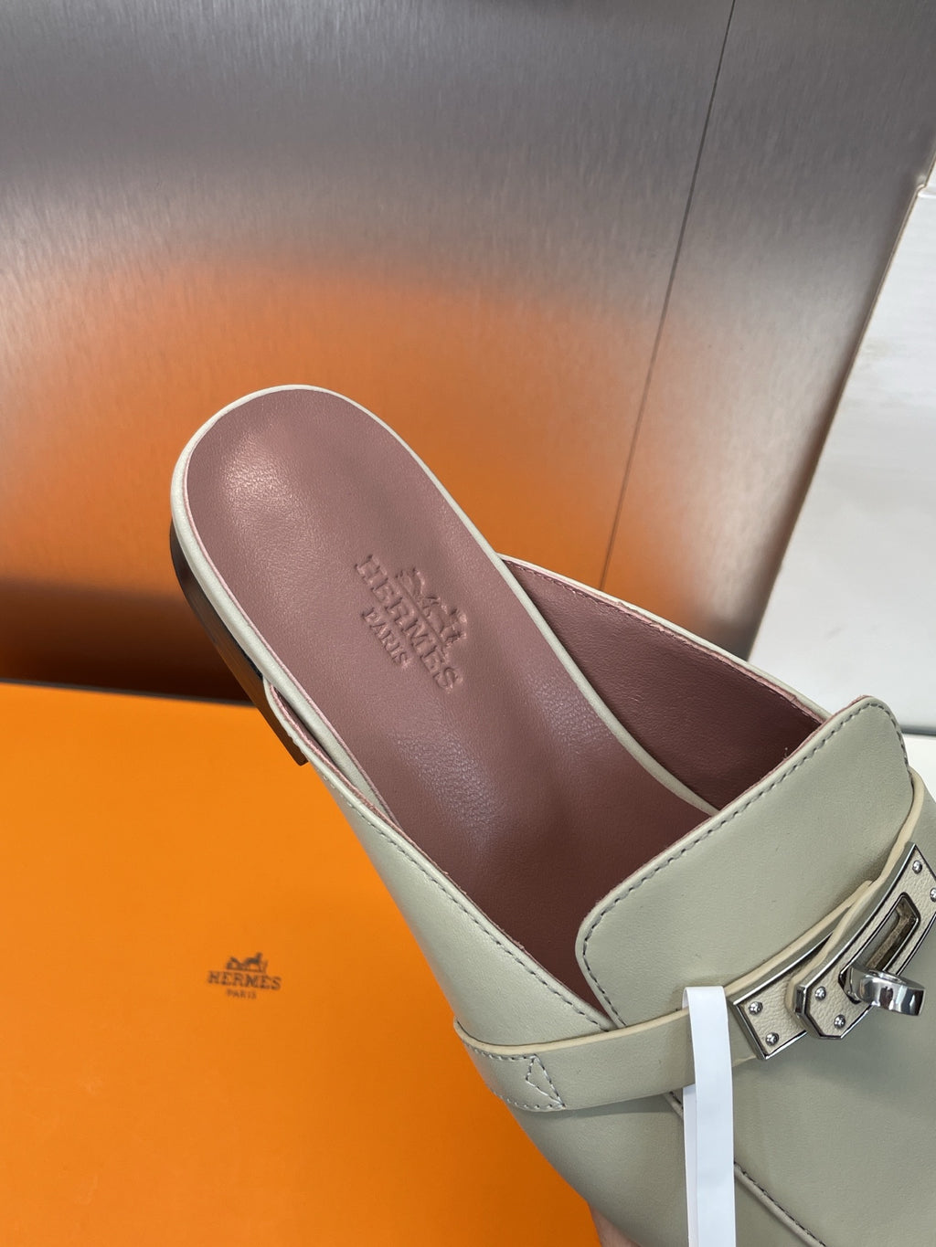Hermes Slipper