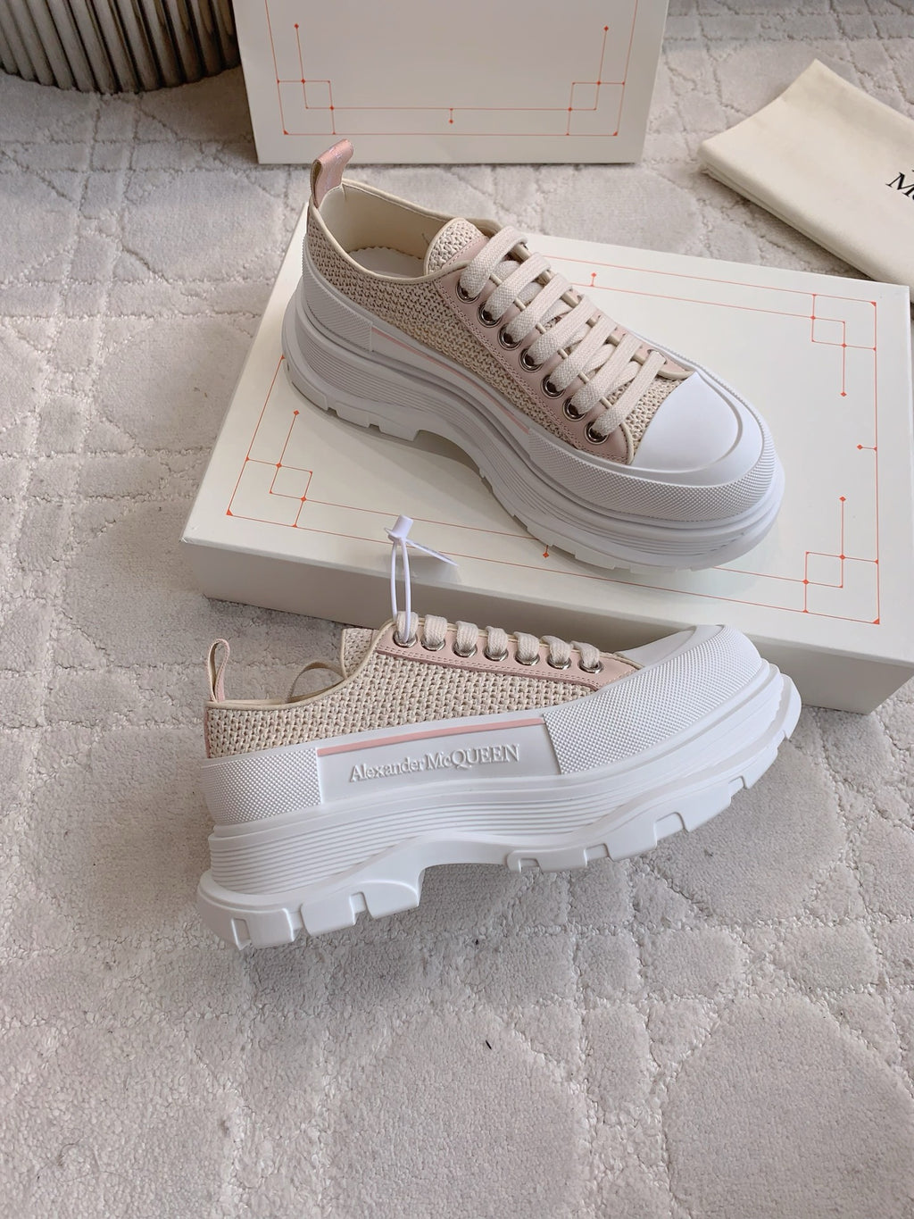 Alexander McQueen Sneaker