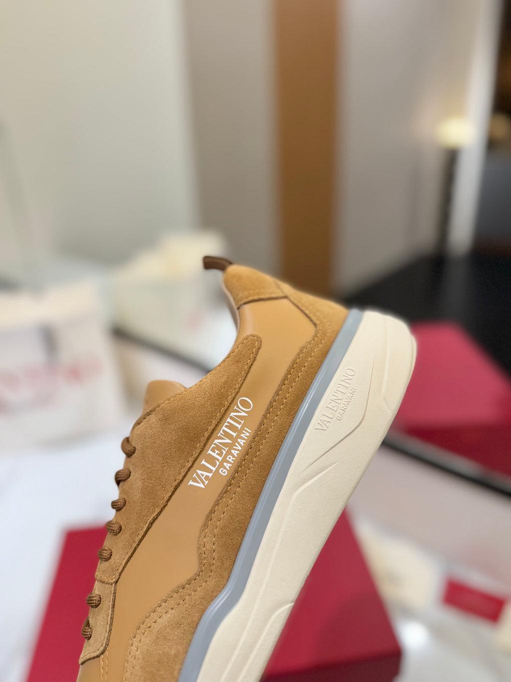 Valentino Sneaker