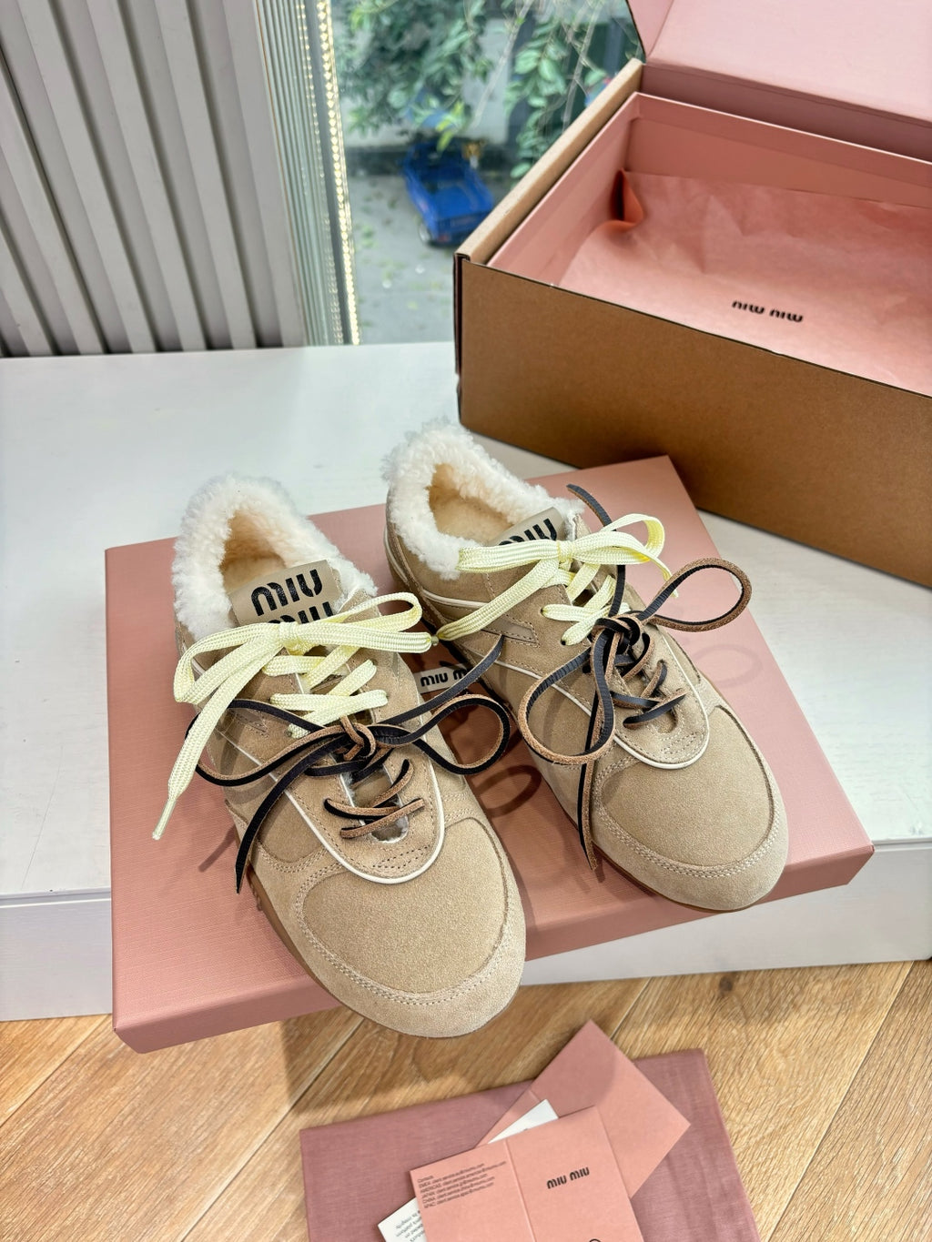 Miu Miu Sneaker