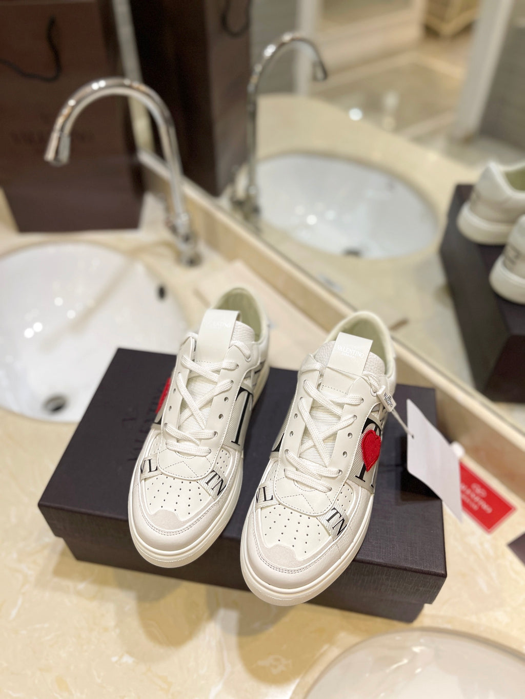 Valentino Sneaker