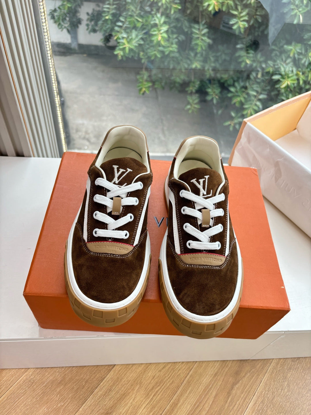 Louis Vuitton Sneaker