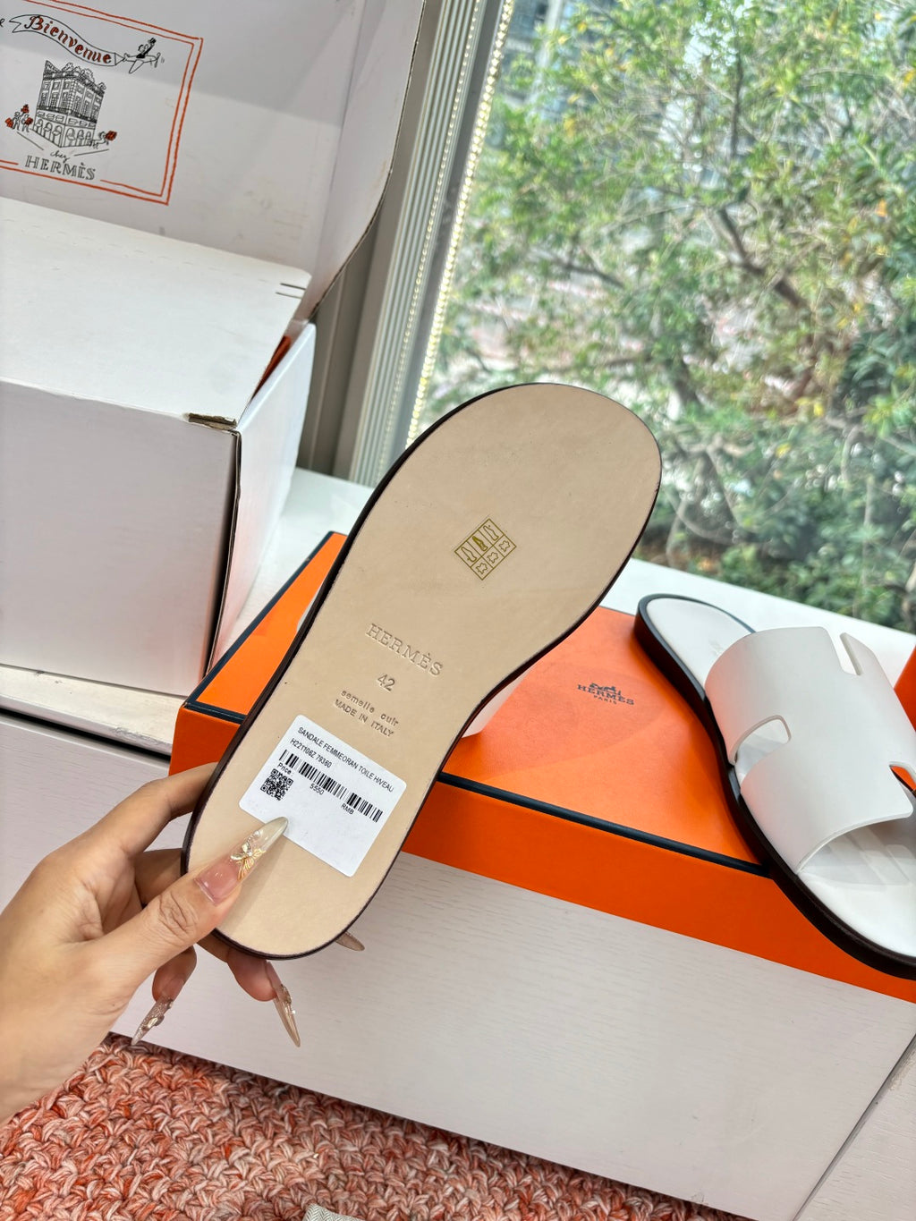 Hermes Slipper