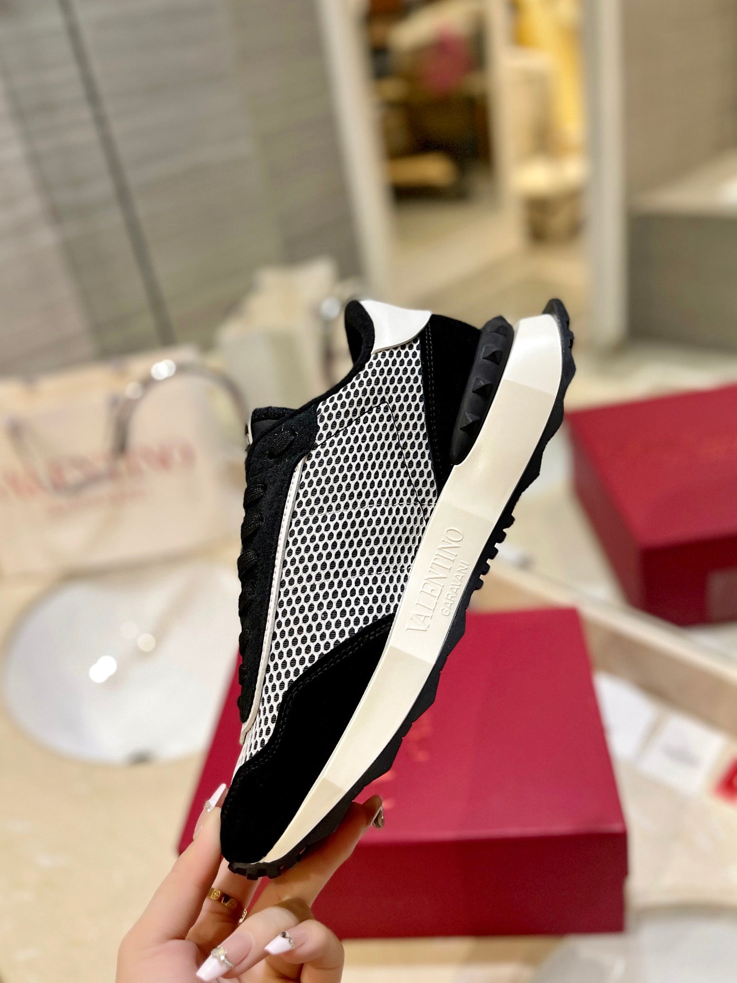 Valentino Sneaker