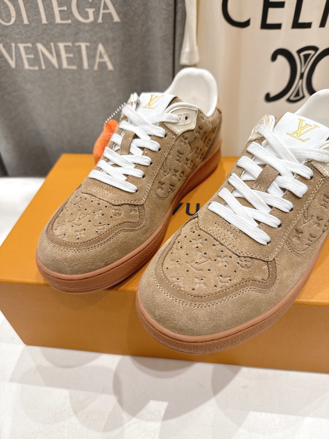 Louis Vuitton Sneaker
