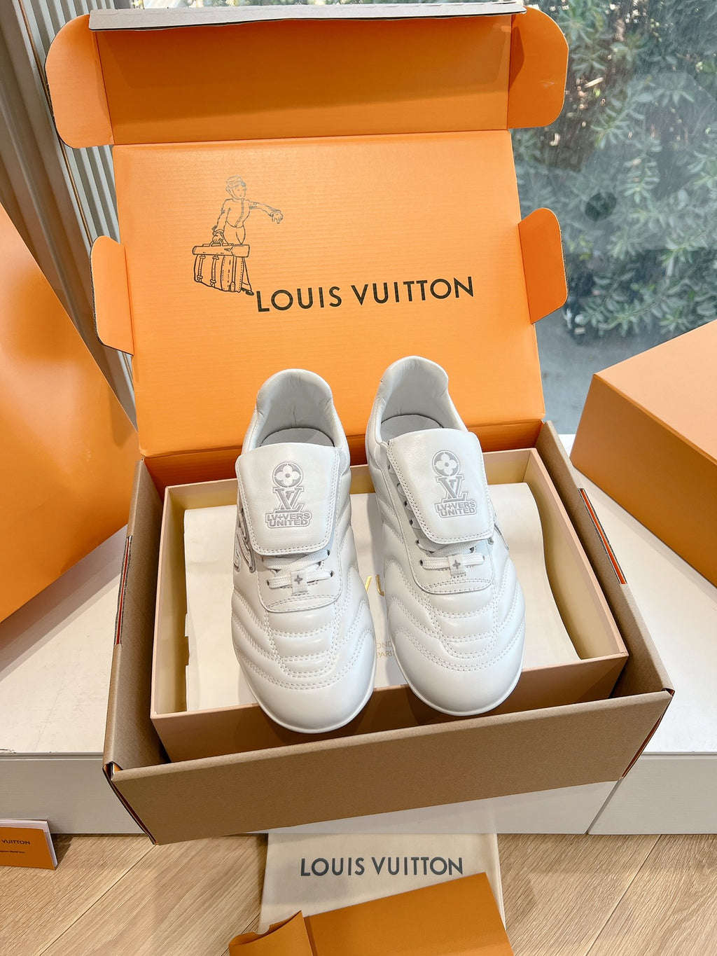 Louis Vuitton Sneaker