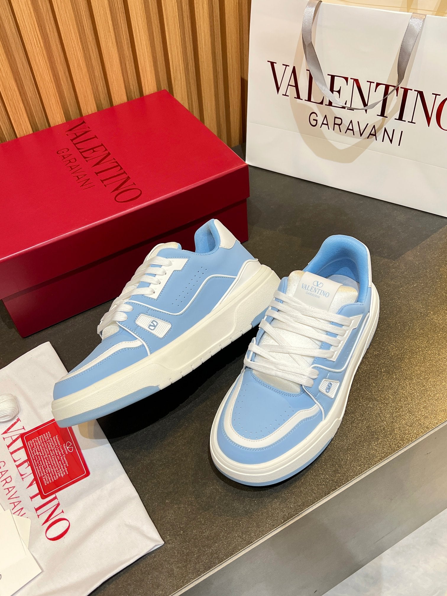 Valentino Sneaker