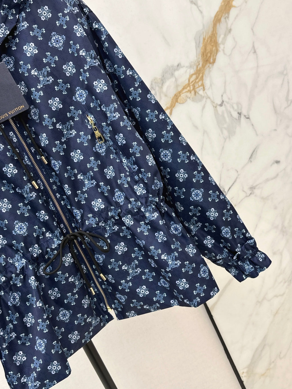 Louis Vuitton Yağmurluk