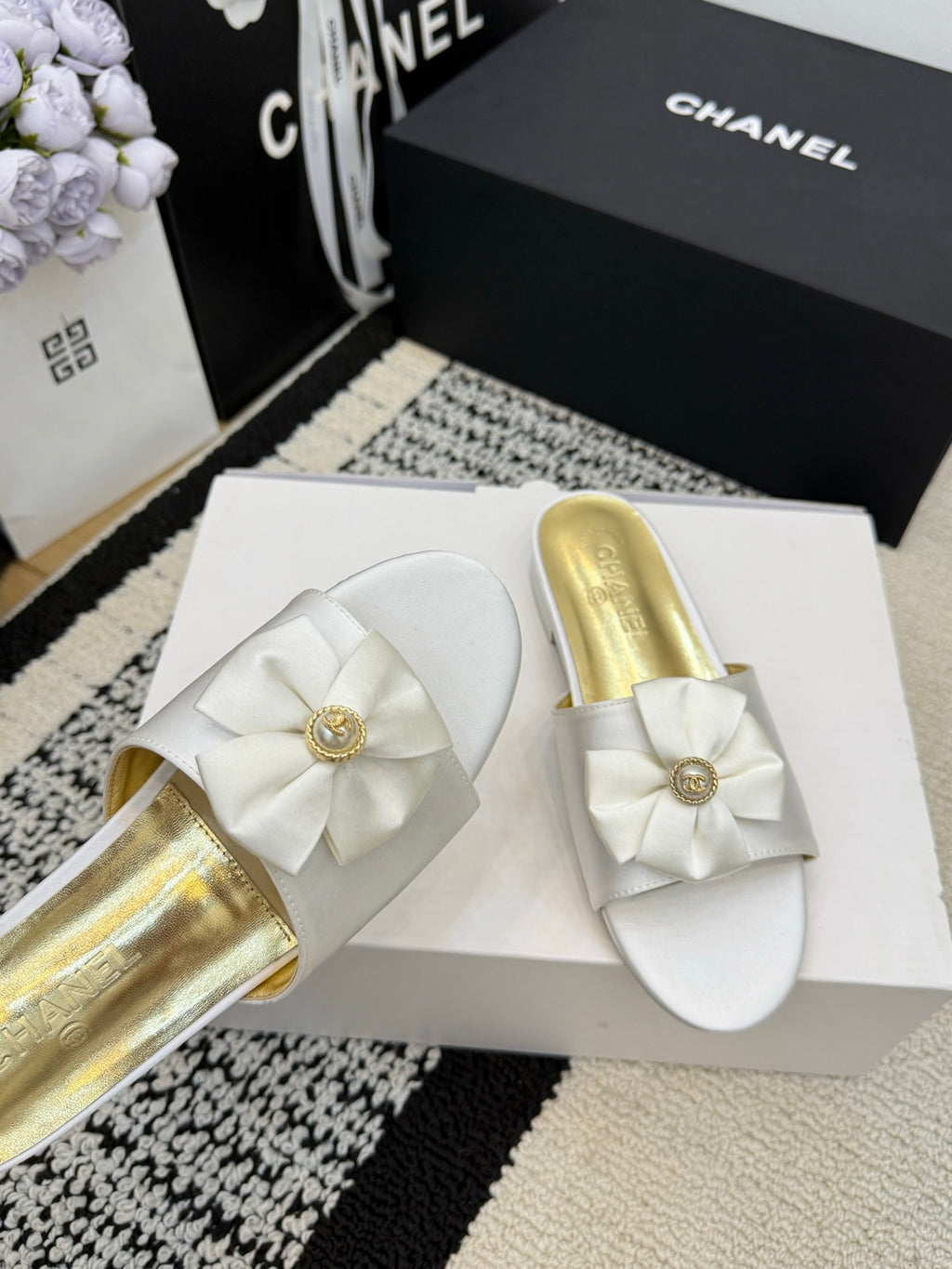 Chanel Slipper