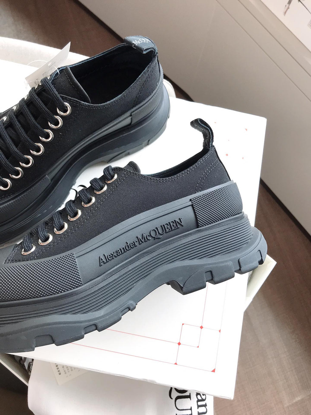 Alexander McQueen Sneaker