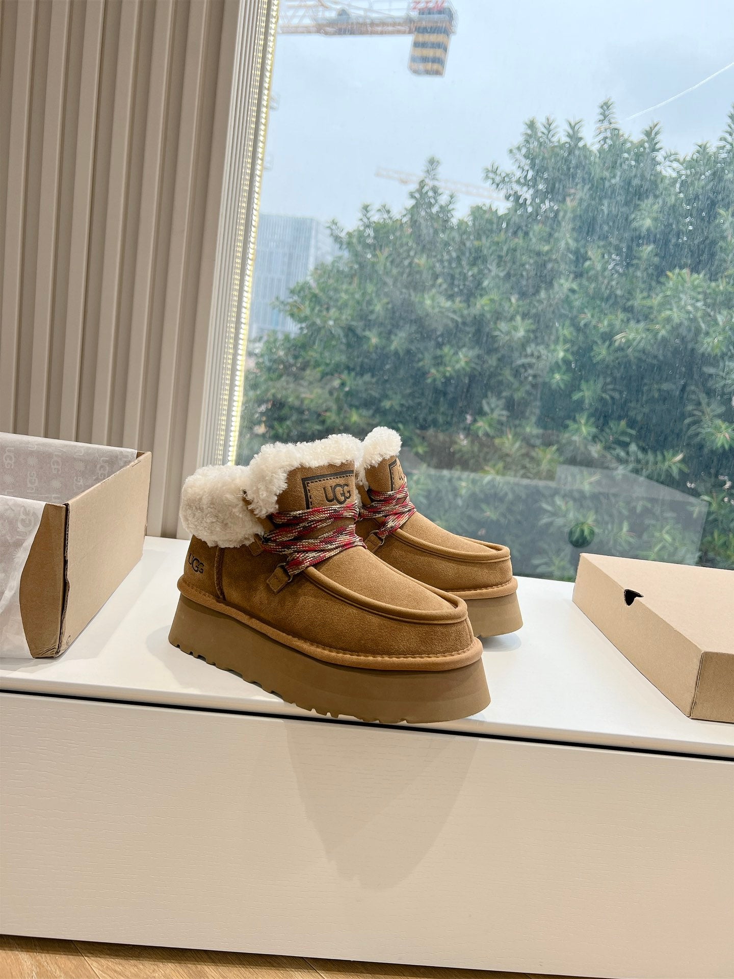 Ugg Boat
