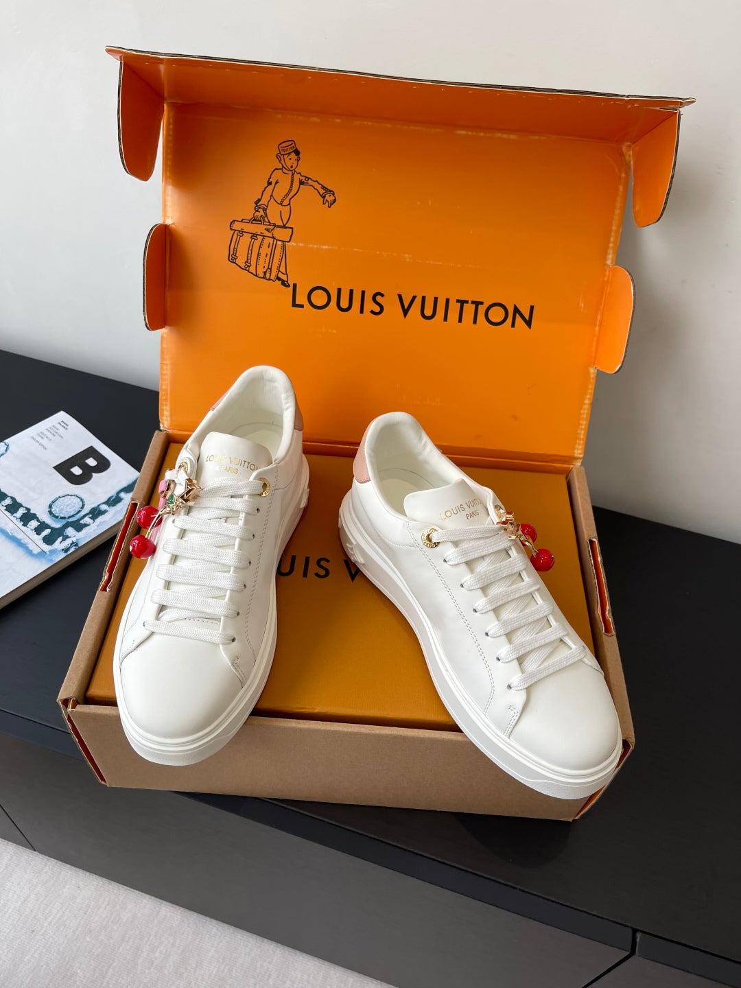Louis Vuitton Sneaker