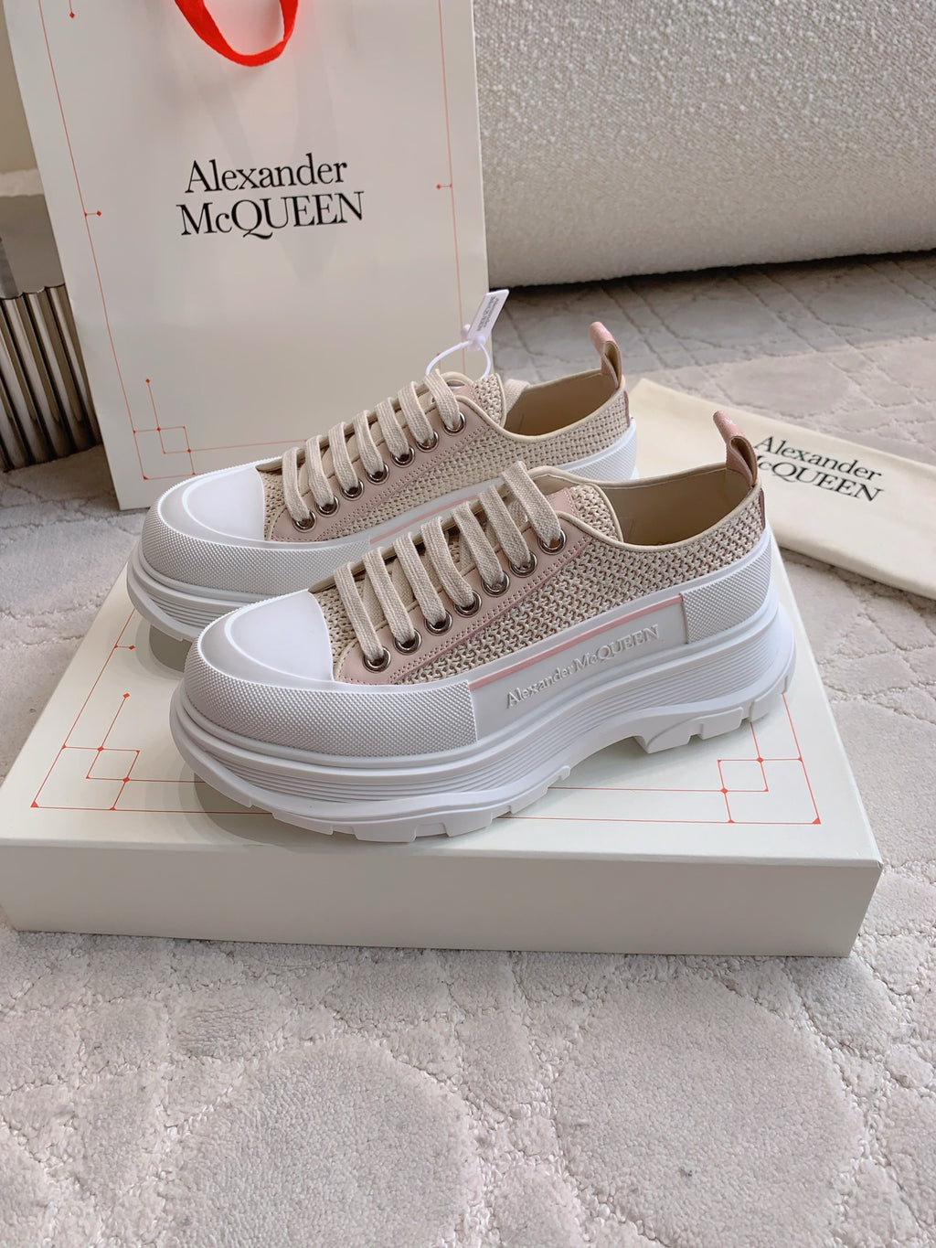 Alexander McQueen Sneaker