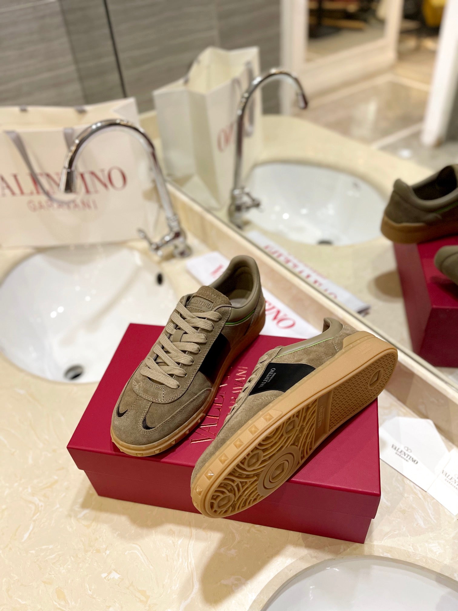 Valentino Sneaker