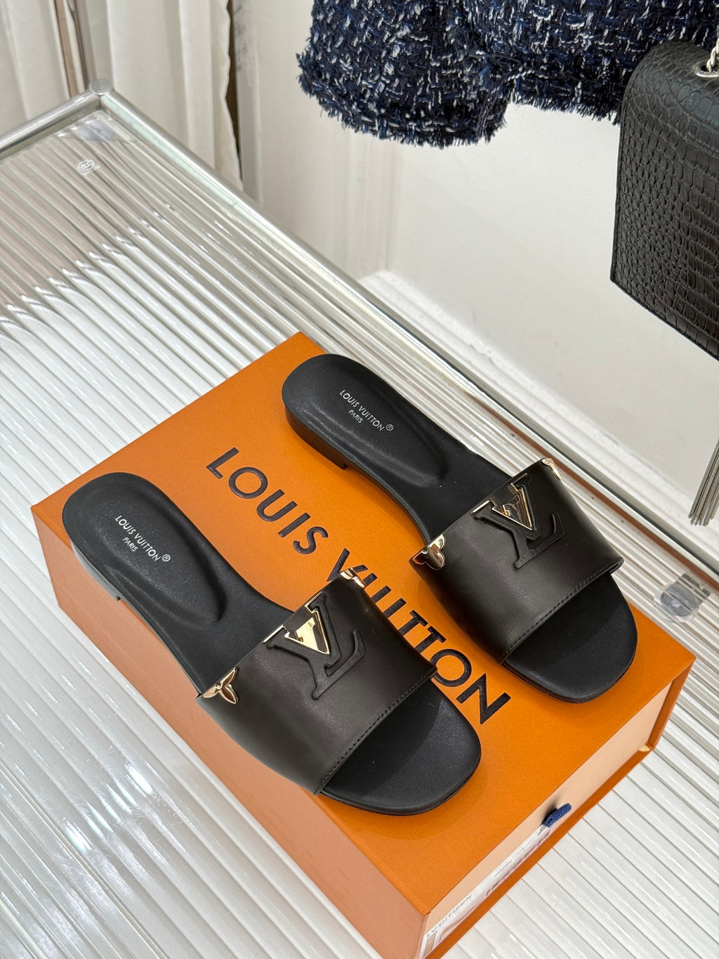 Louis Vuitton Slipper