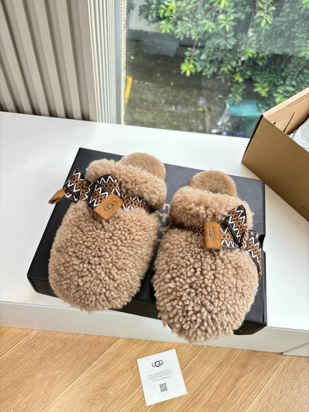 Ugg Slipper Hemen Teslim İndirimli