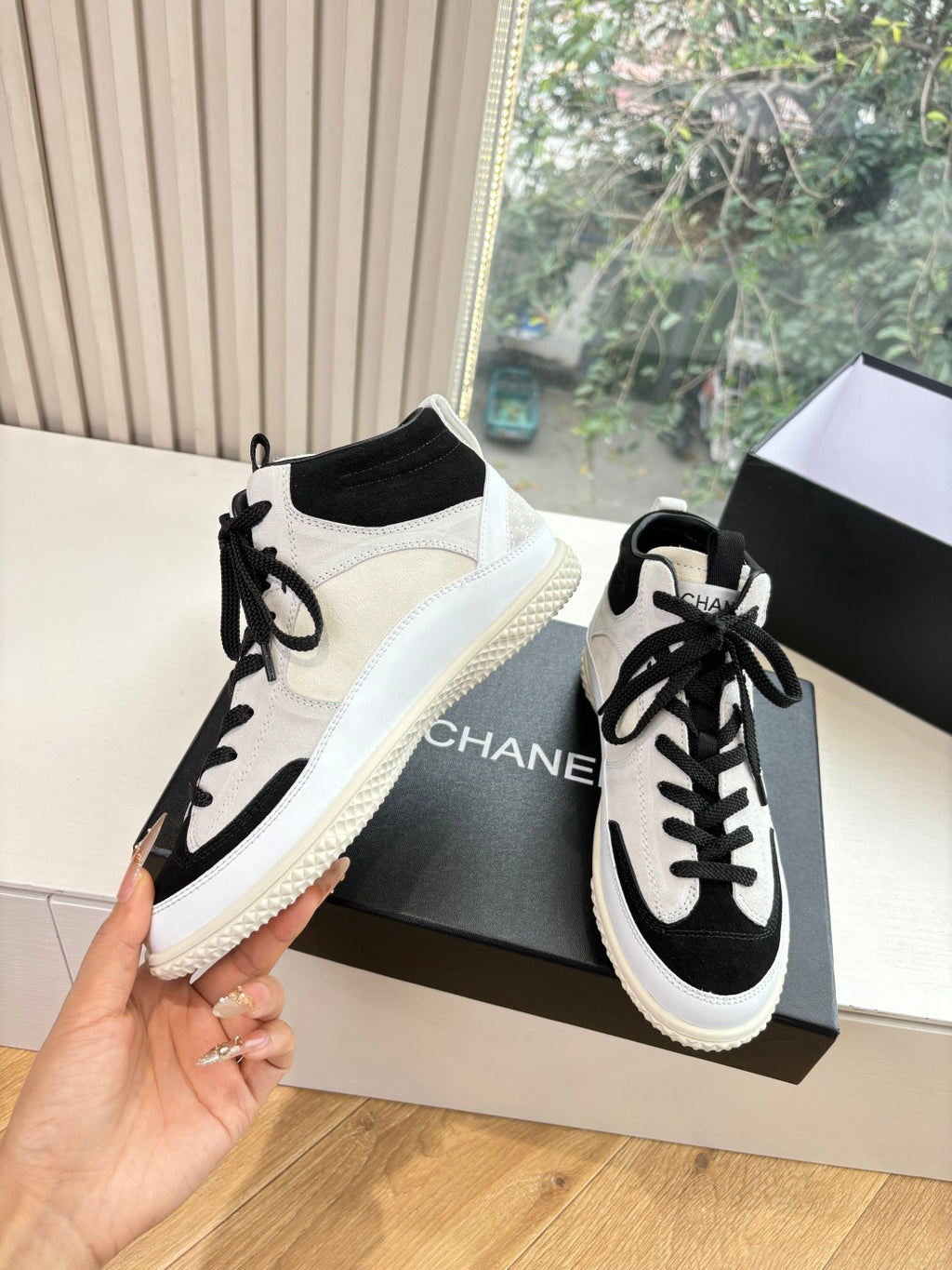 Chanel Sneaker