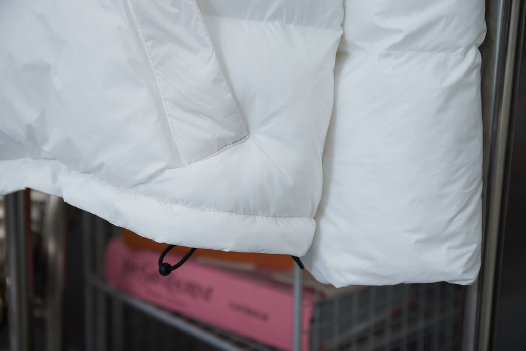 Balenciaga Mont Unisex