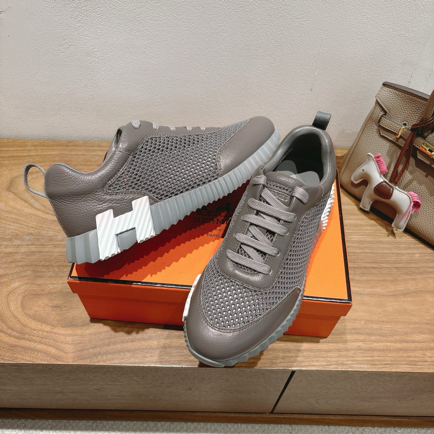 Hermes Sneaker