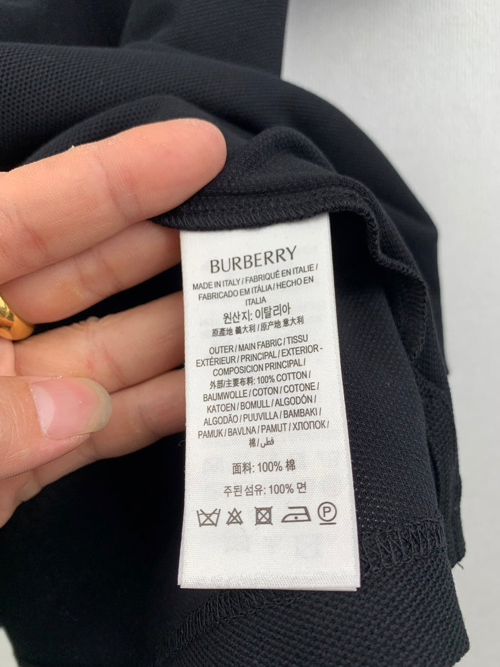 Burberry Tshirt