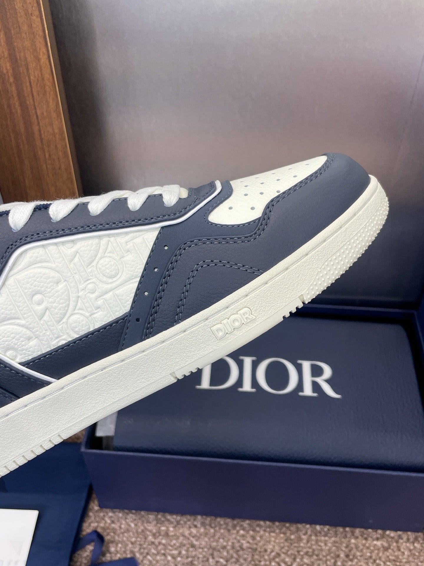 Dior sneaker