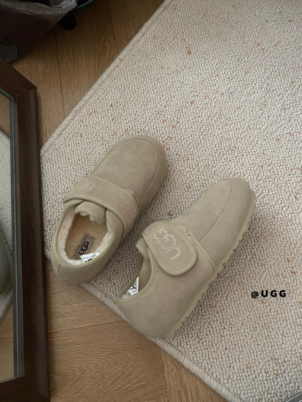 Ugg Slipper