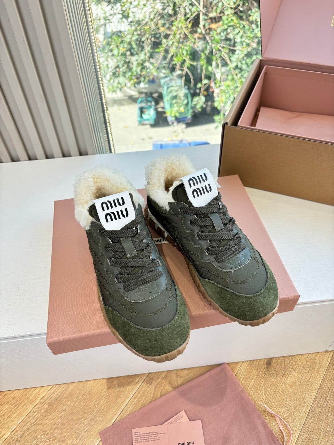 Miu Miu Sneaker