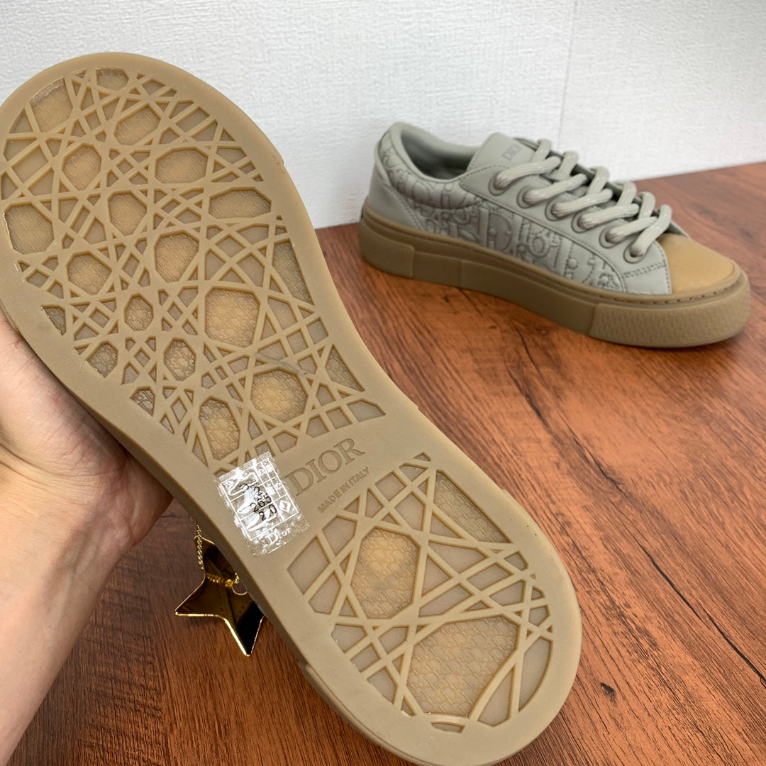 Dior Sneaker