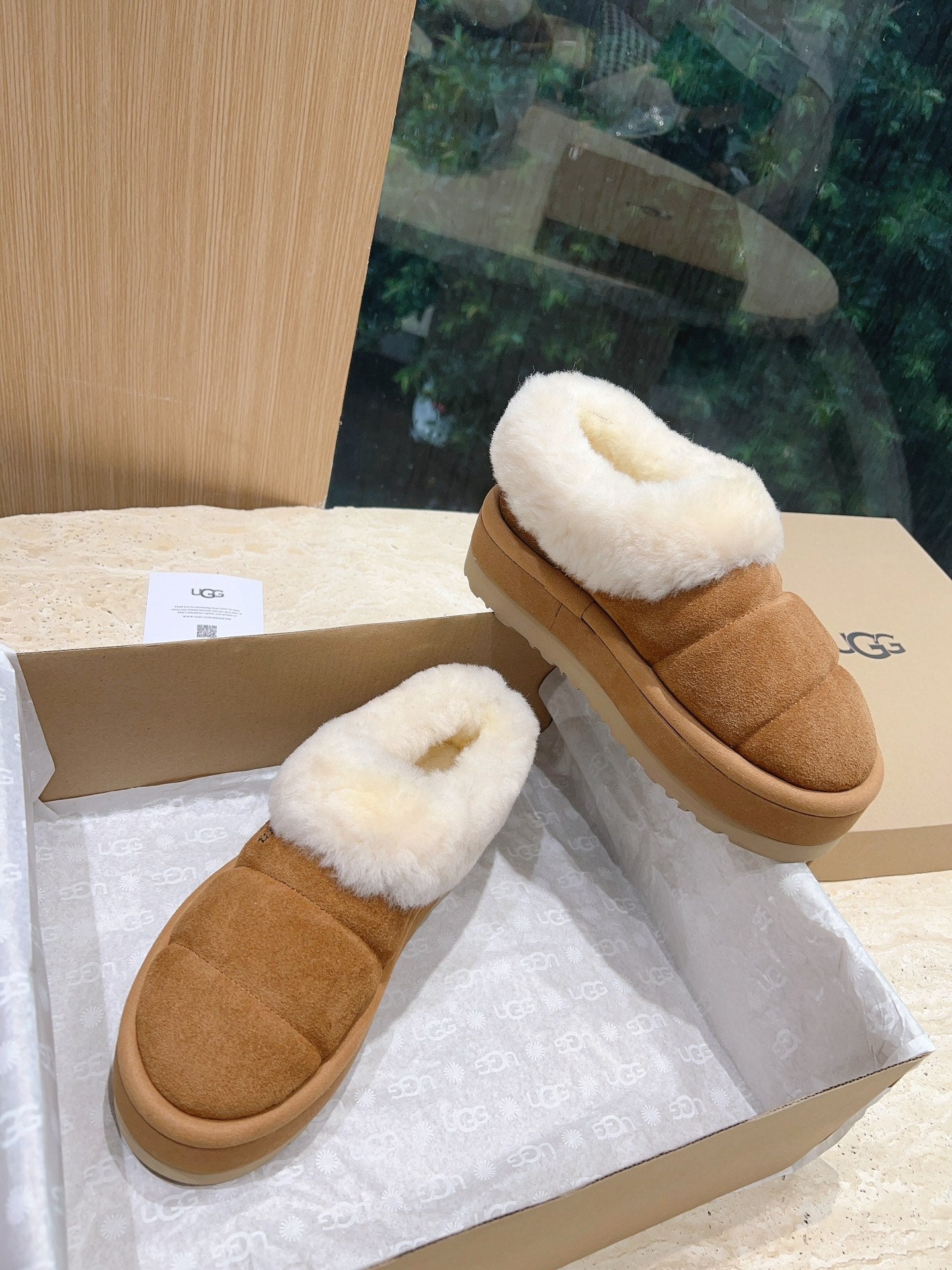 Ugg Terlik