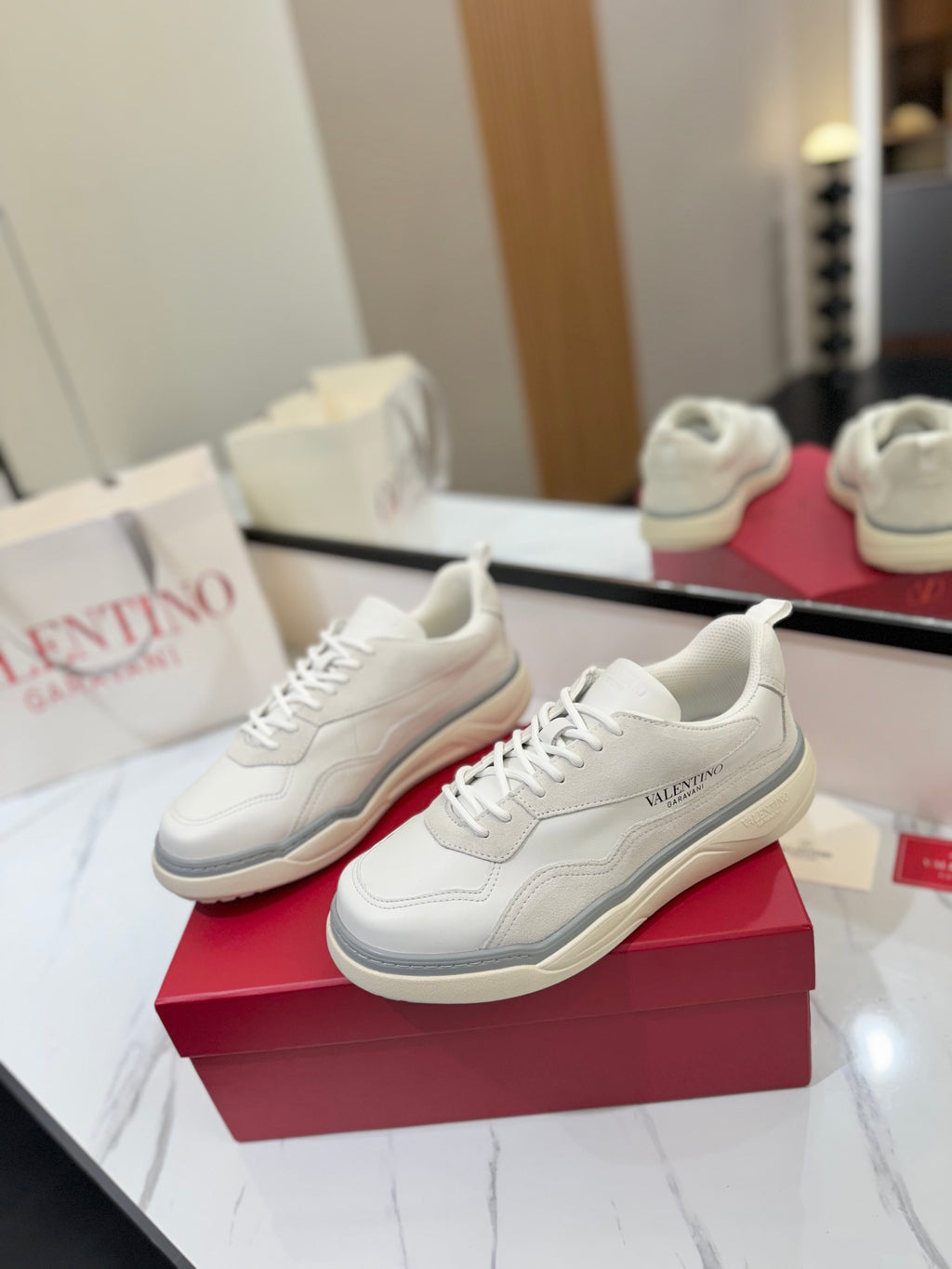 Valentino Sneaker