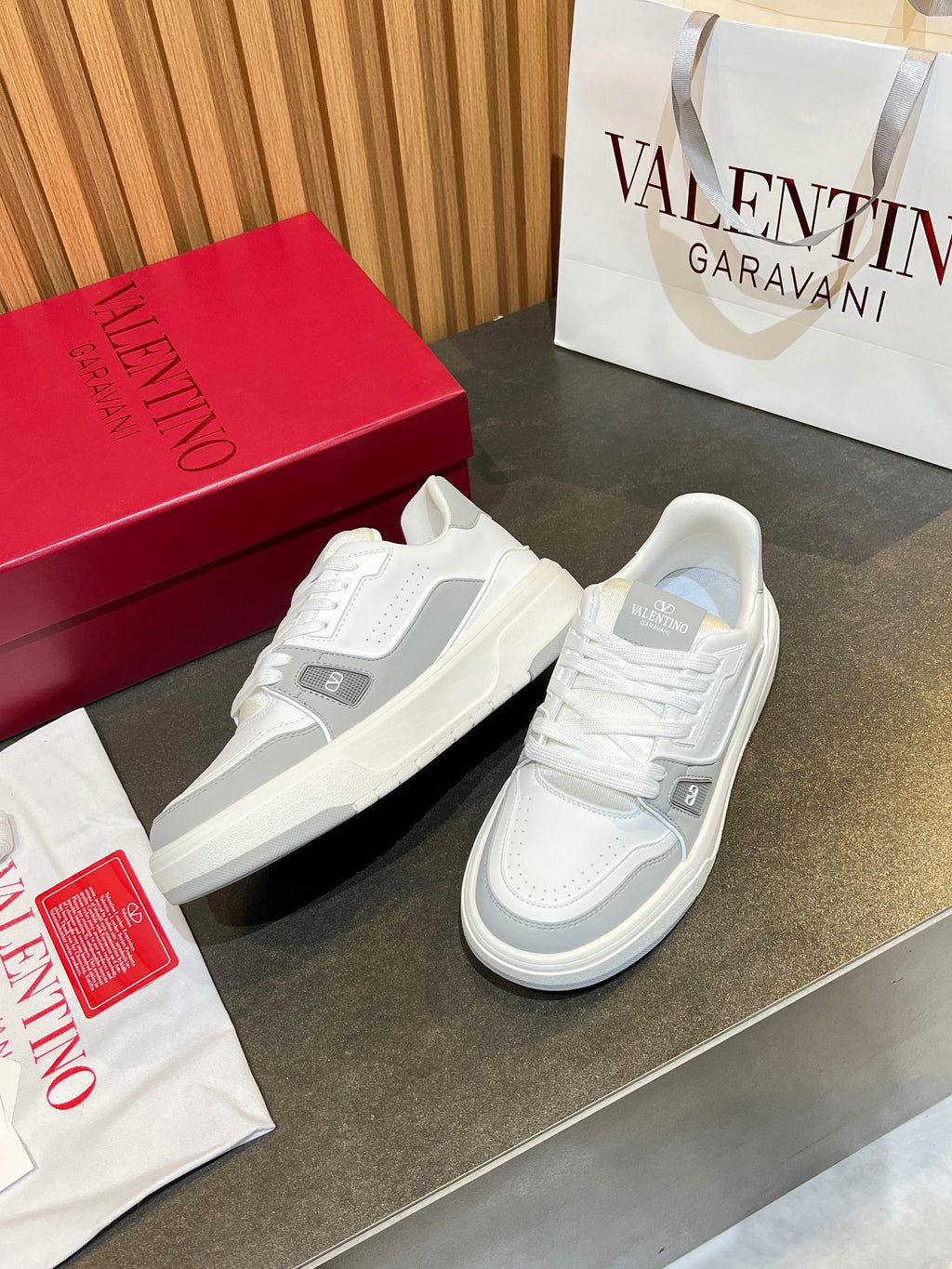 Valentino Sneaker