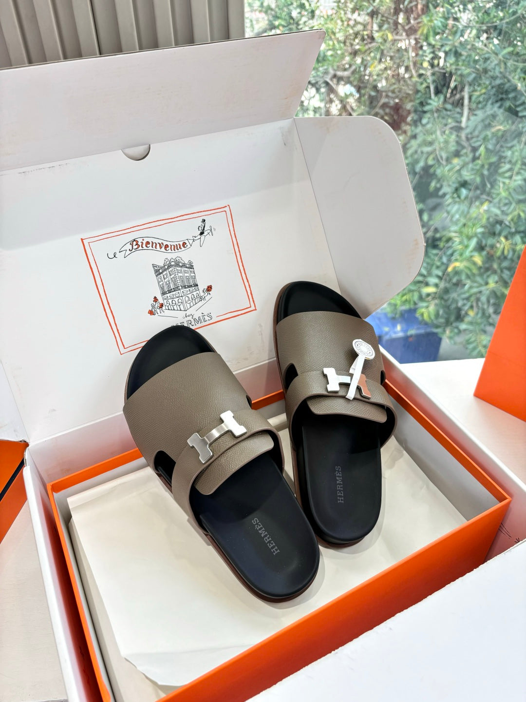 Hermes Slipper