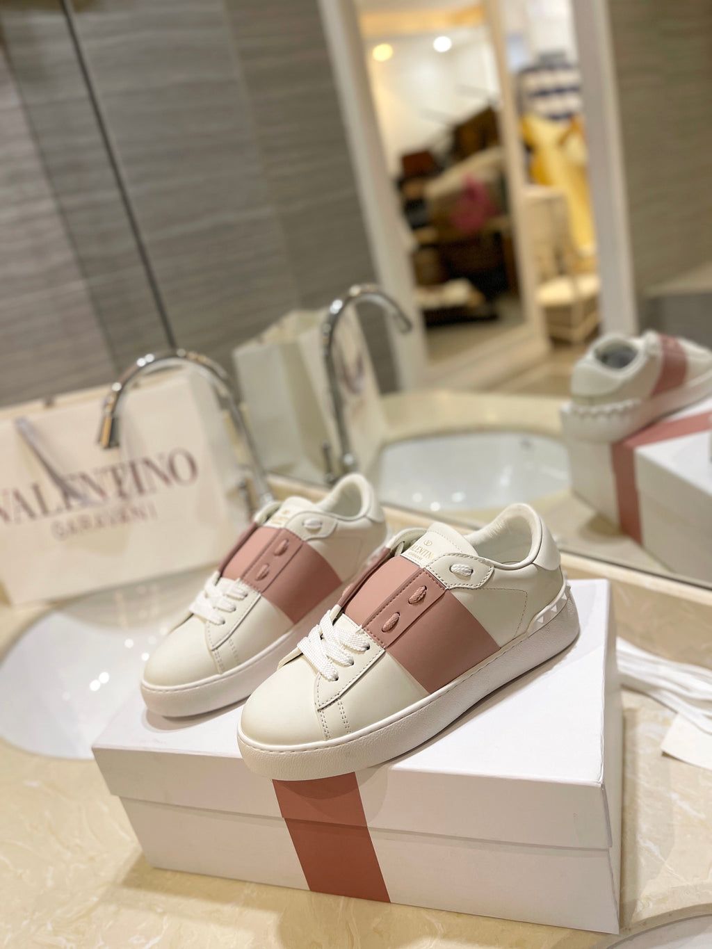 Valentino Sneaker