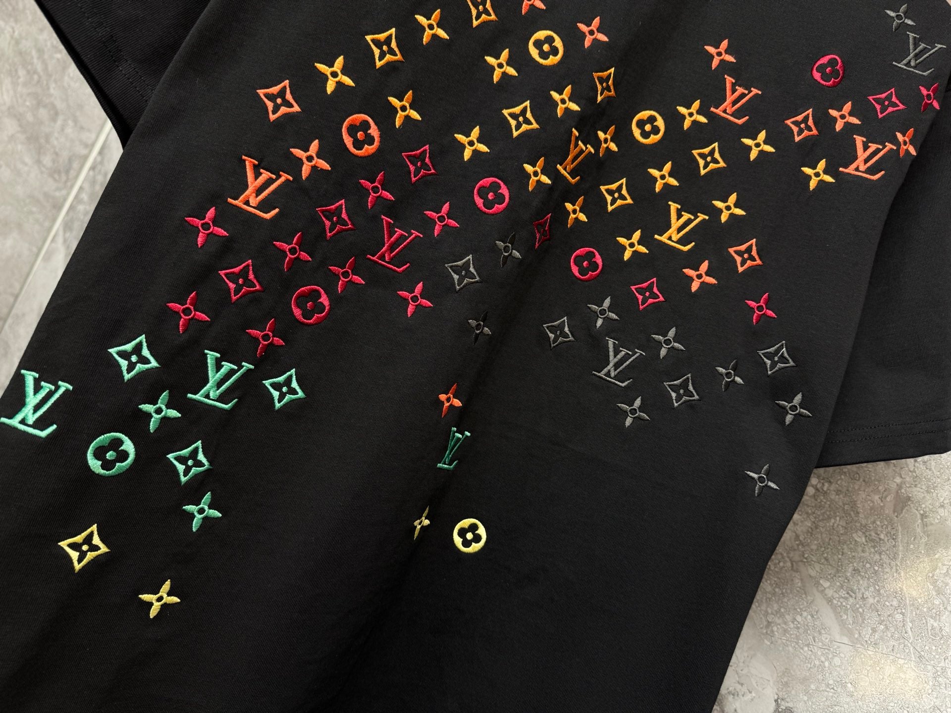 Louis Vuitton Tshirt