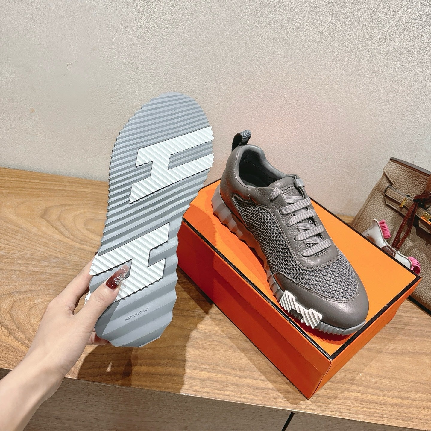 Hermes Sneaker