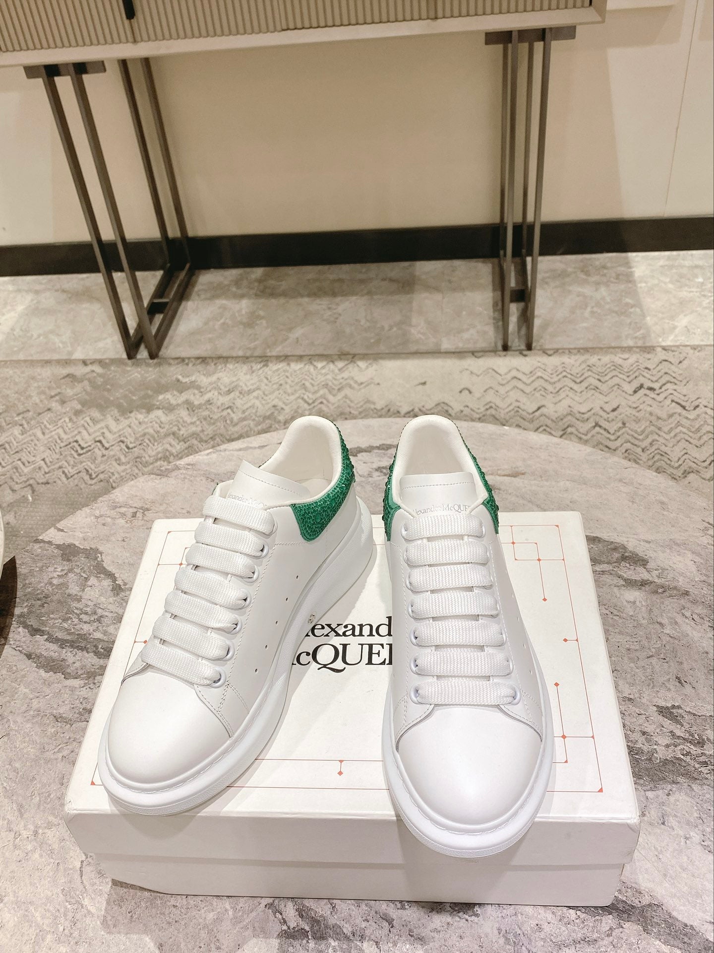 Alexander McQueen Sneaker