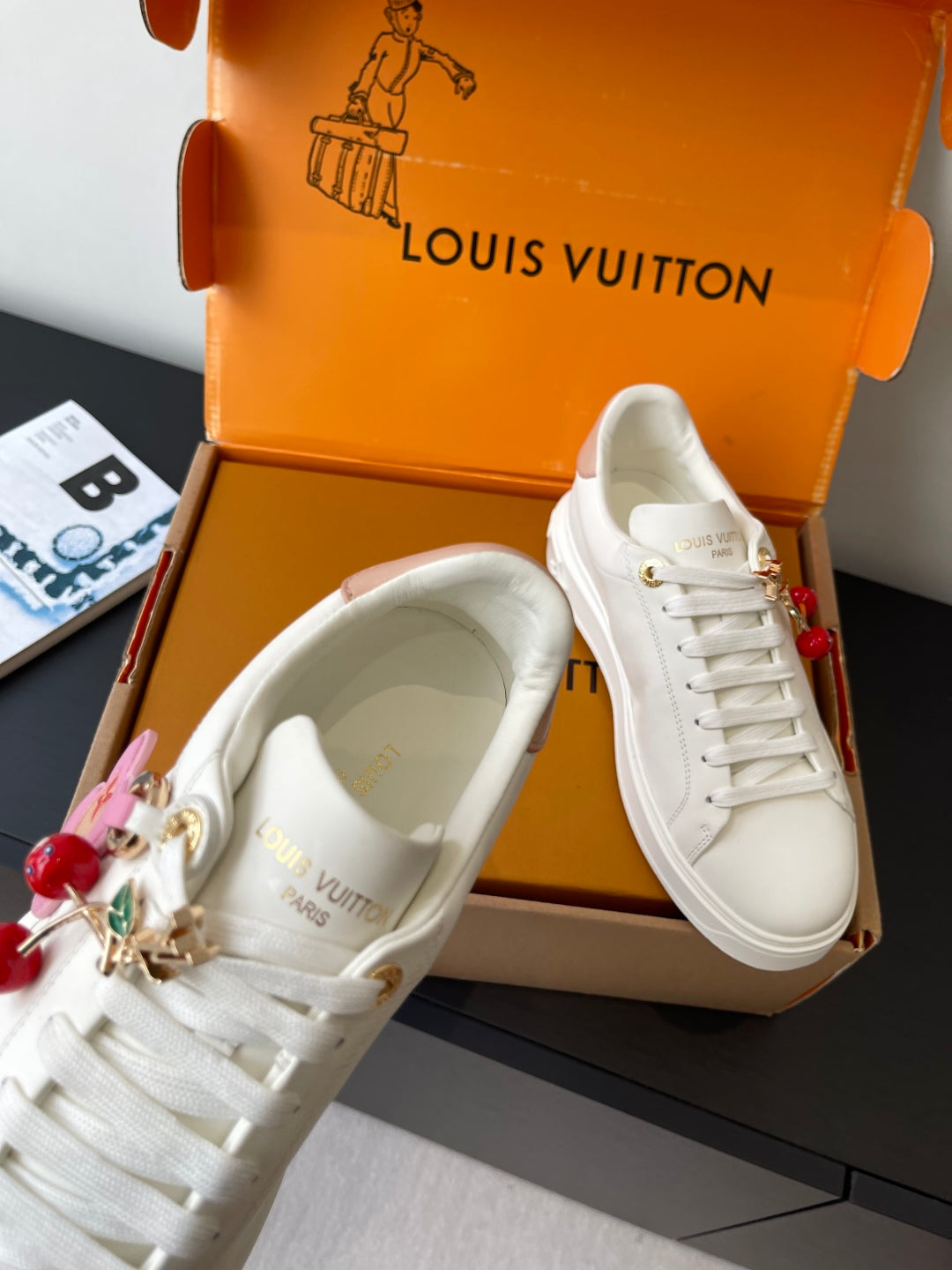 Louis Vuitton Sneaker