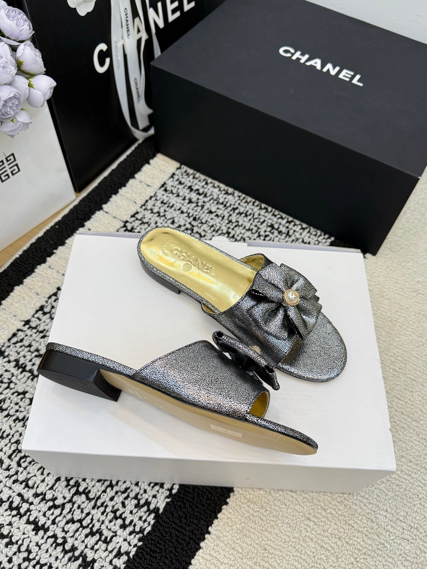 Chanel Slipper