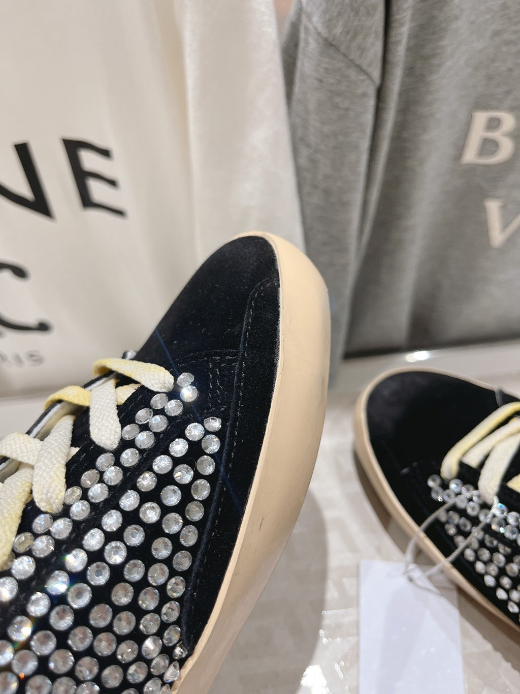 Golden Goose superstar