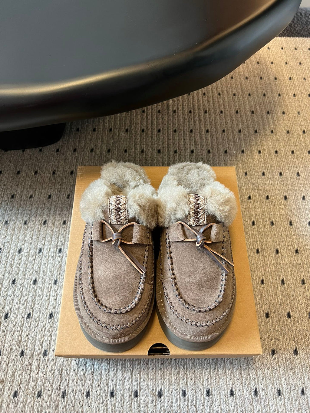 Ugg Slipper