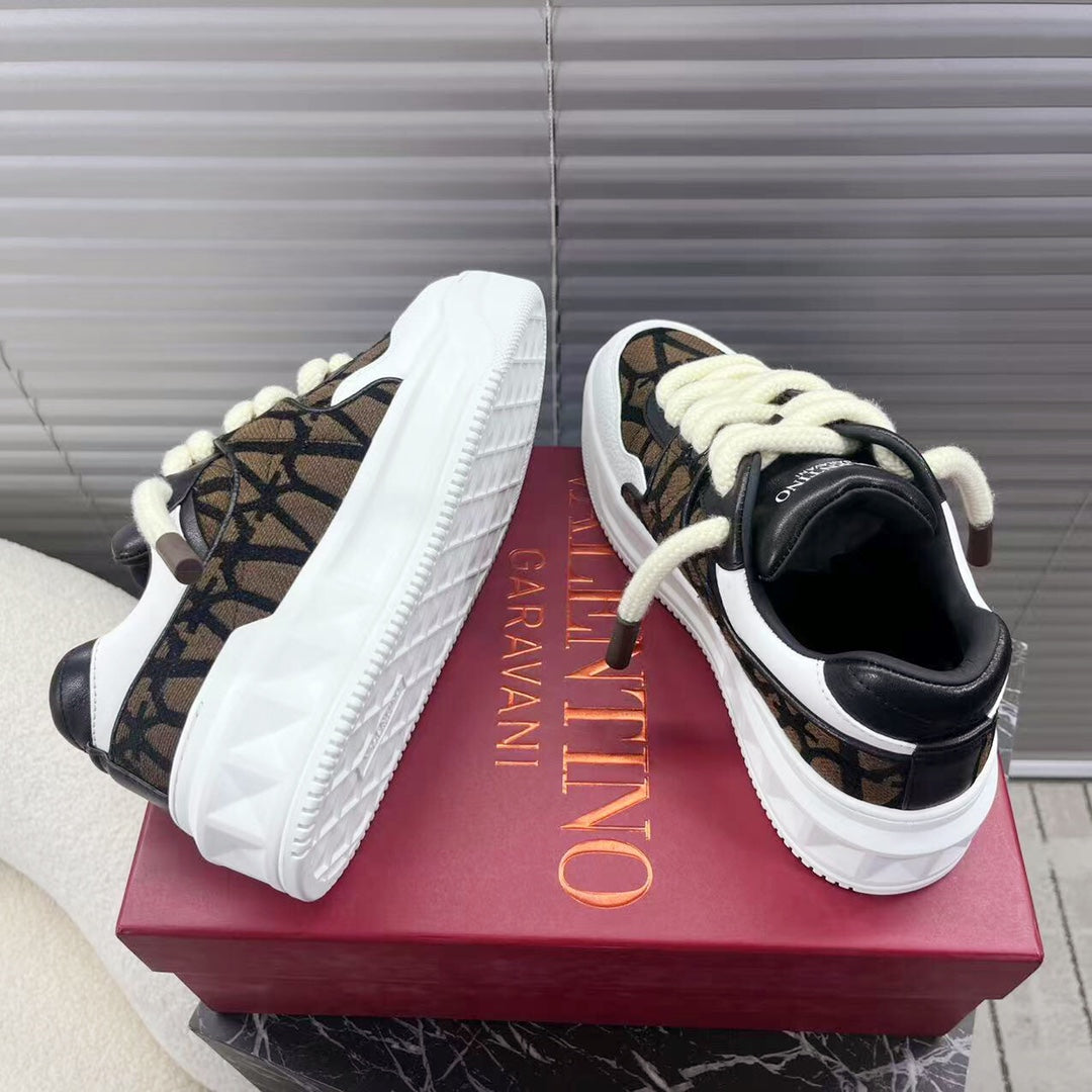 Valentino Sneaker