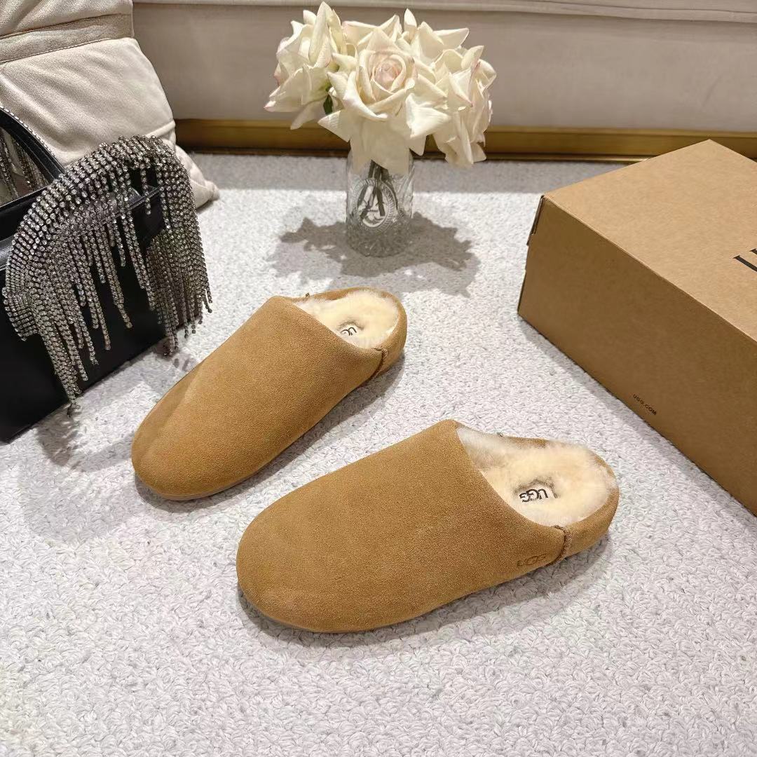 Ugg Slipper