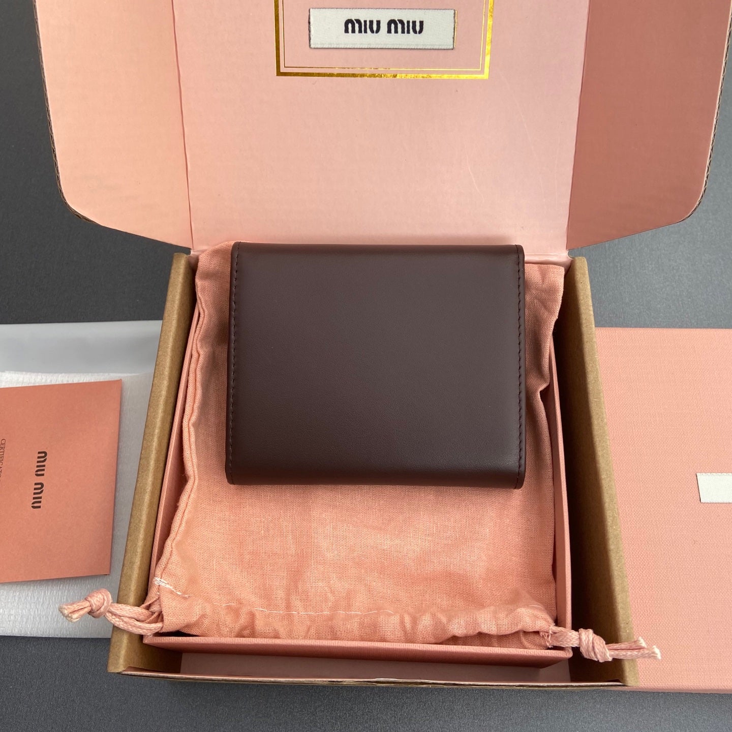 Miu miu cüzdan