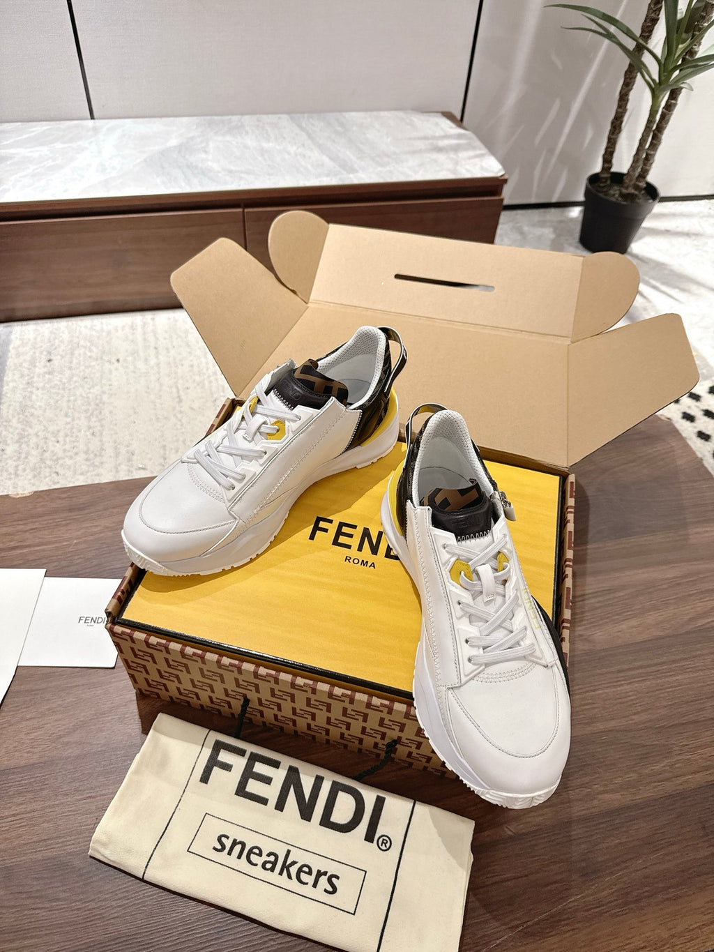 Fendi Sneaker