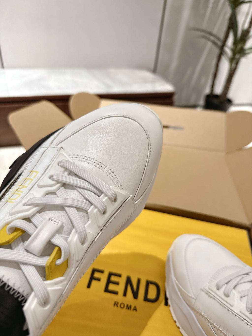 Fendi Sneaker