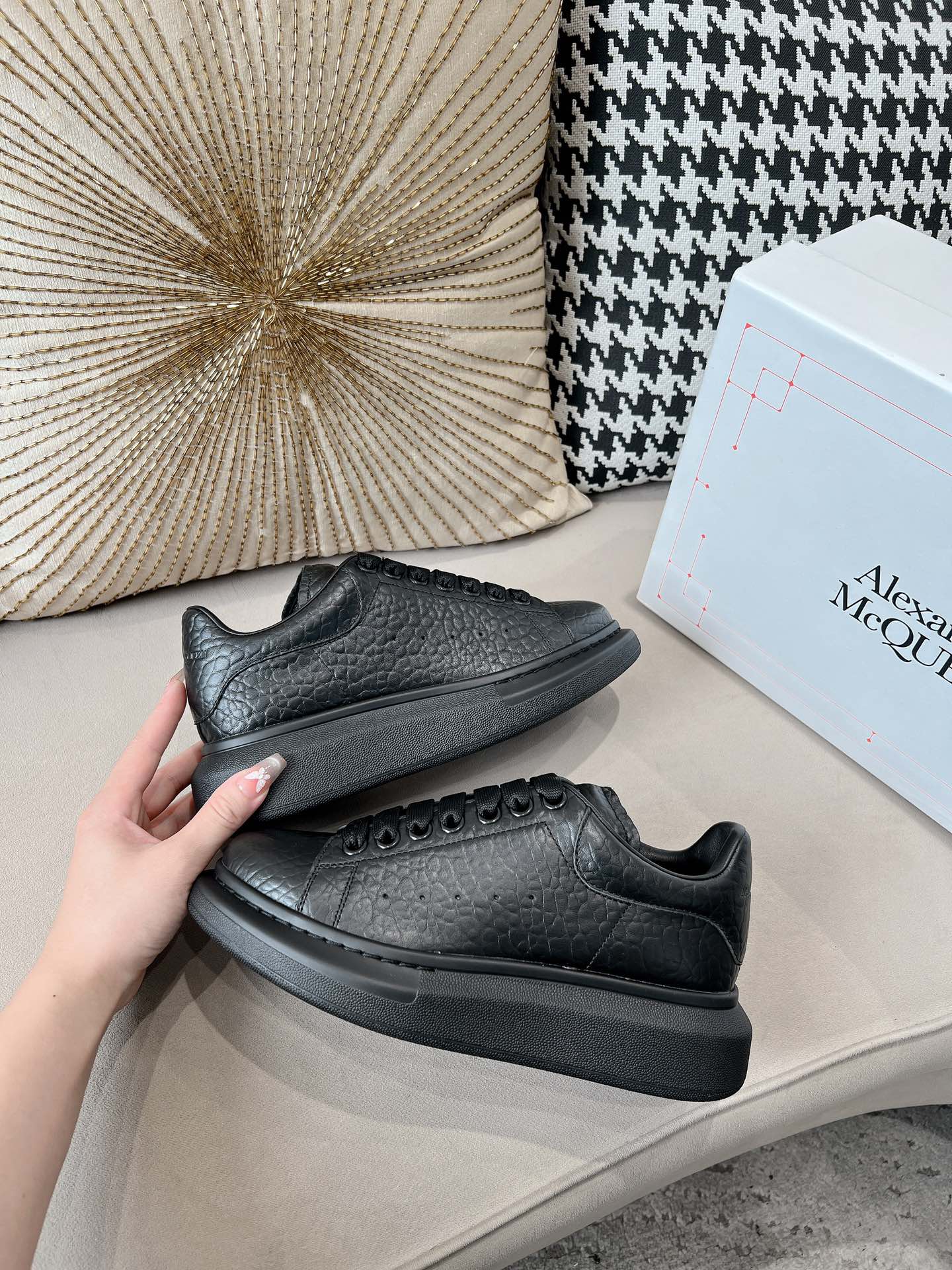 Alexander McQueen Sneaker